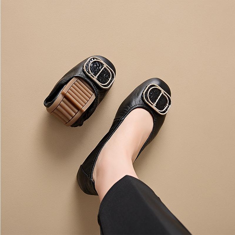 The first layer of cowhide small single shoes women's soft-soled light dance shoes women's half-folded egg roll shoes women's casual large size women