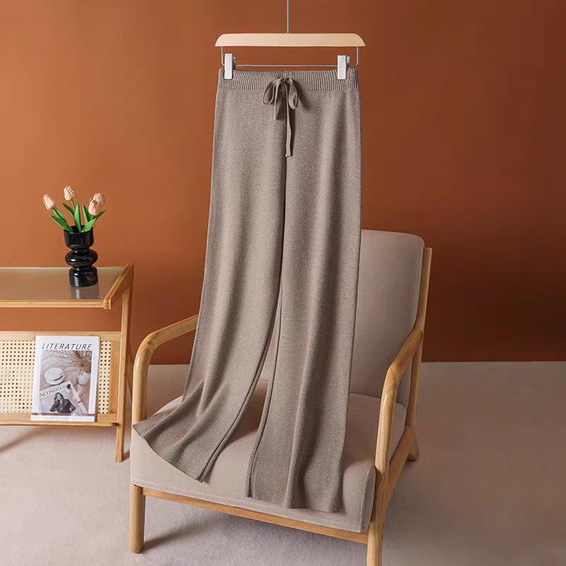 

Women s White Wool Knit Wide-Leg Pants, High Waist, Slim Fit, Petite, for Autumn/Winter One Size Fits 85-125 Jin
