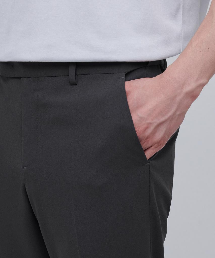 MUSINSA STANDARD Lightweight Relaxed Tapered Hidden Banding Crop Slacks [Gunmetal]