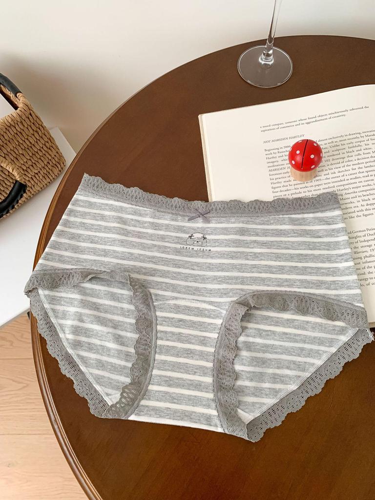 A053 Women's Soft Gray & White Striped Triangle Briefs - Skin-Friendly, Hip-Wrapping, Pure Cotton, Antibacterial Style for Teens, 2025 Collection.