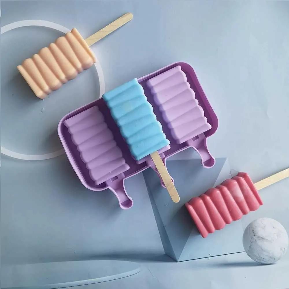Ice Cream Tools 3 Holes Building Block Cartoon Mold Silicone Popsicle Mould Reusable DIY Pop Cube Tool Tray Dessert TLY067