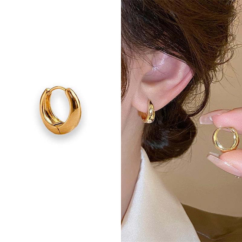 Korean Trendy Small Hoop Earrings: Exquisite Gold-Plated Copper Ear Hoops & Studs Copper Plated with Real Gold