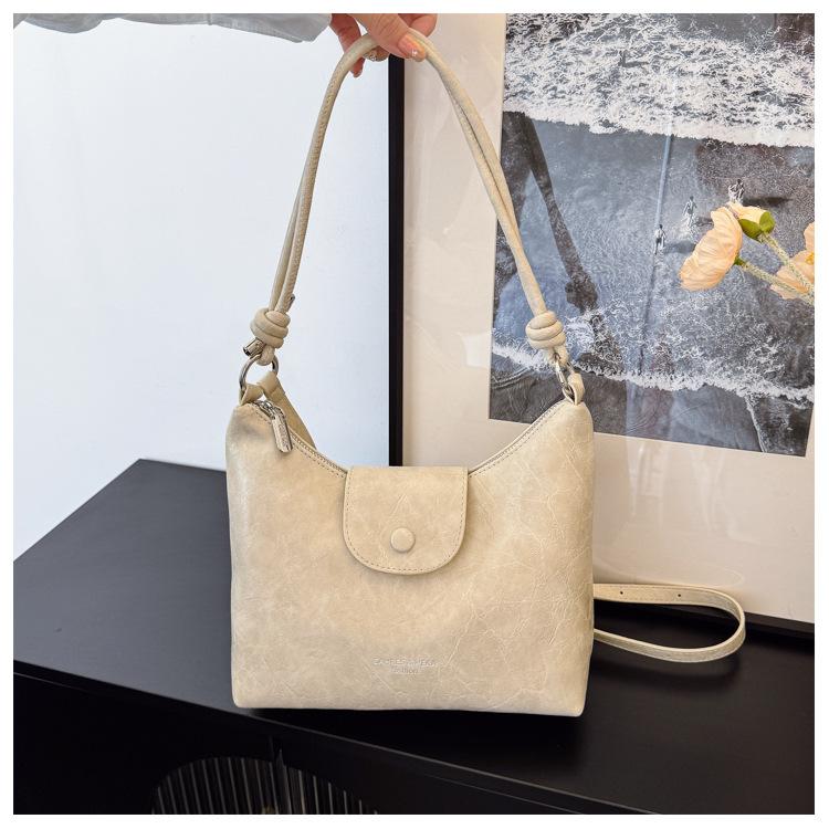 

Tote bag women s spring new large-capacity commuter shoulder bag high-end versatile messenger bag покинуть белый