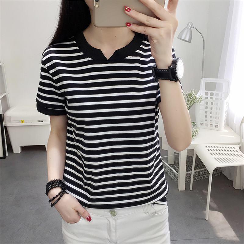 

2024 Women s Plus Size Striped Loose Cotton T-shirt - Black & White, Half Sleeve Large чорний