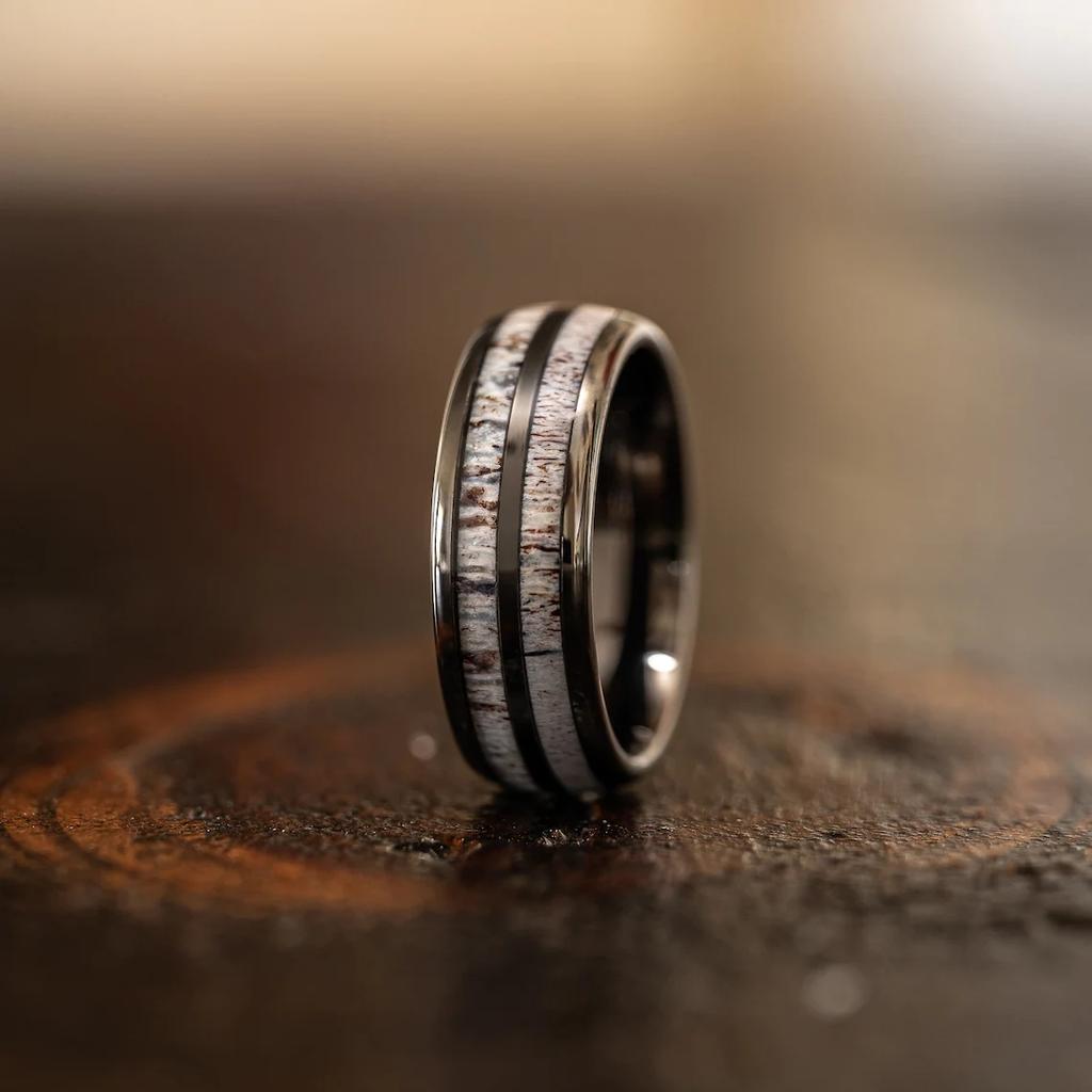 Luksus menn 8mm koa tre innlegg titan giftering for menn kvinner Dome polert rustfritt stål forlovelsesring menn bryllup band
