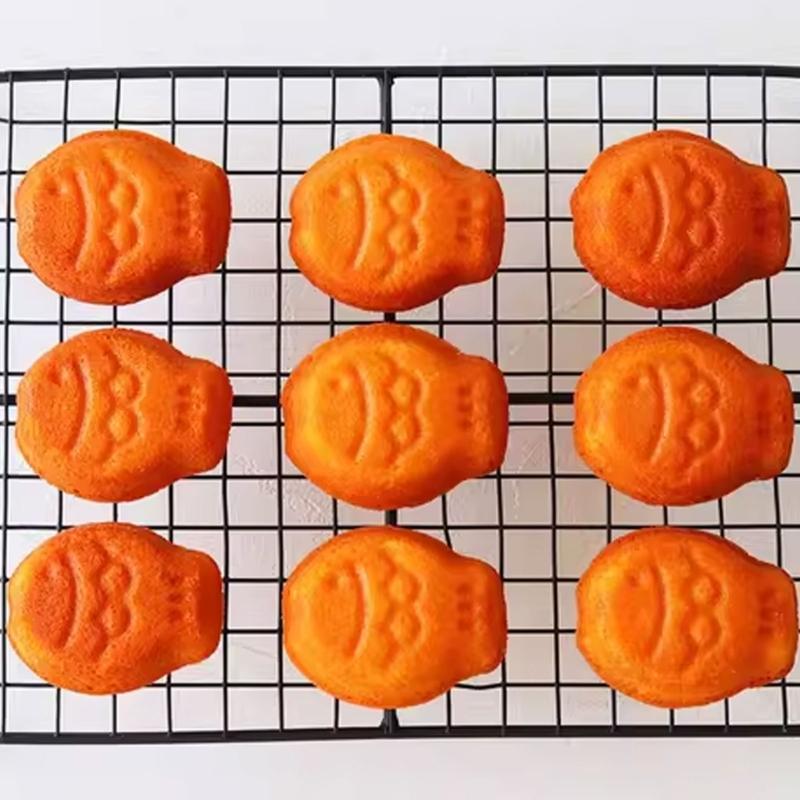 Carbon Steel Animal Mold Baking Pan For Even Heat Distribution Easy Cleaning Bakeware For Pastries Cookie