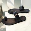 Sommer Herren Hausschuhe personalisiert vielseitig schwarz koreanische Version trendige Strand Römersandalen Herren 2025 Zehensandalen