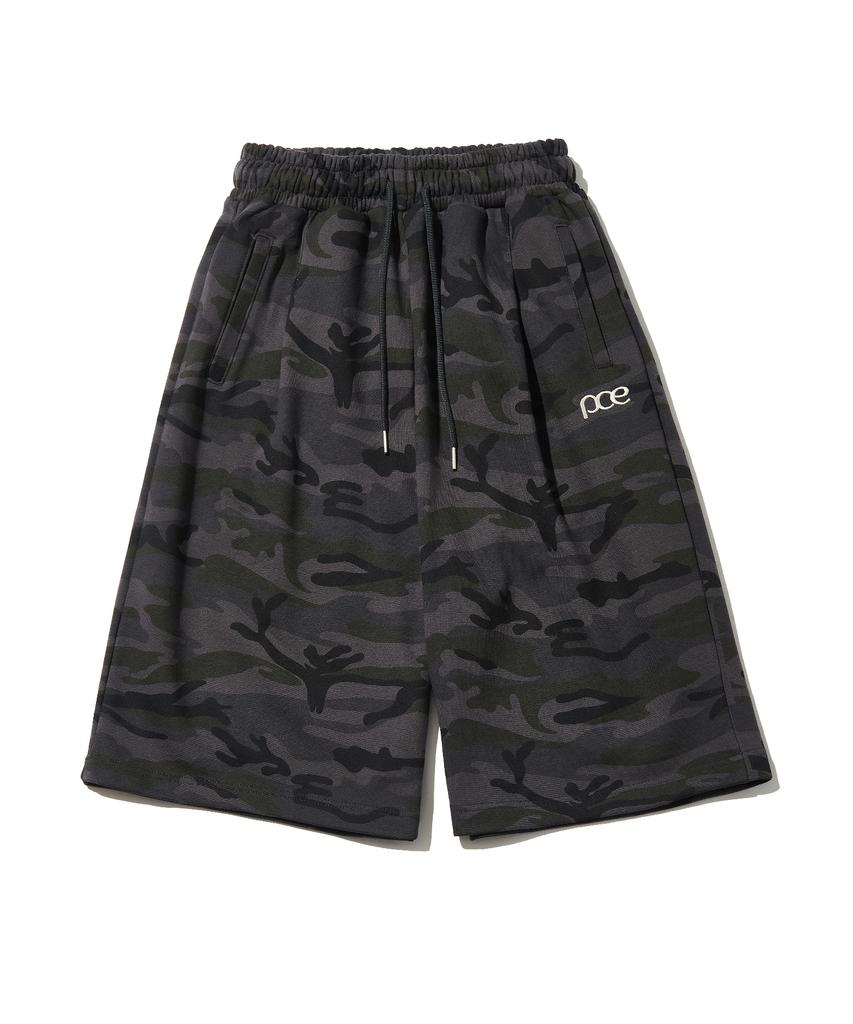 PEACE MAKER Pce Applique Deep Tuck Bermuda Sweat Shorts (Camouflage)