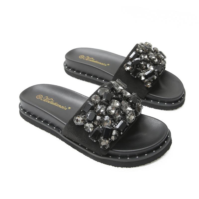 Thick-bottomed rhinestone slippers women's wear 2025 new Internet celebrity fashion versatile large size 41-43 medium heel cool slippers women