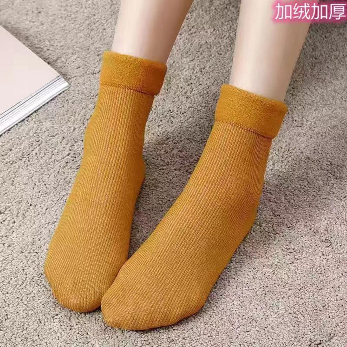

Женские зимние теплые носки средней длины 10-1 - Эластичный край с утолщенным рубчатым дизайном, Доступны в нескольких цветах, Подходят для повседневной и формальной носки 1 pairs имбирный