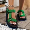 Spot Sommer Neu Dicke Sohle Farbkombination Klettverschluss Europäischer und Amerikanischer Berühmter Stil Strand Sandalen Damen
