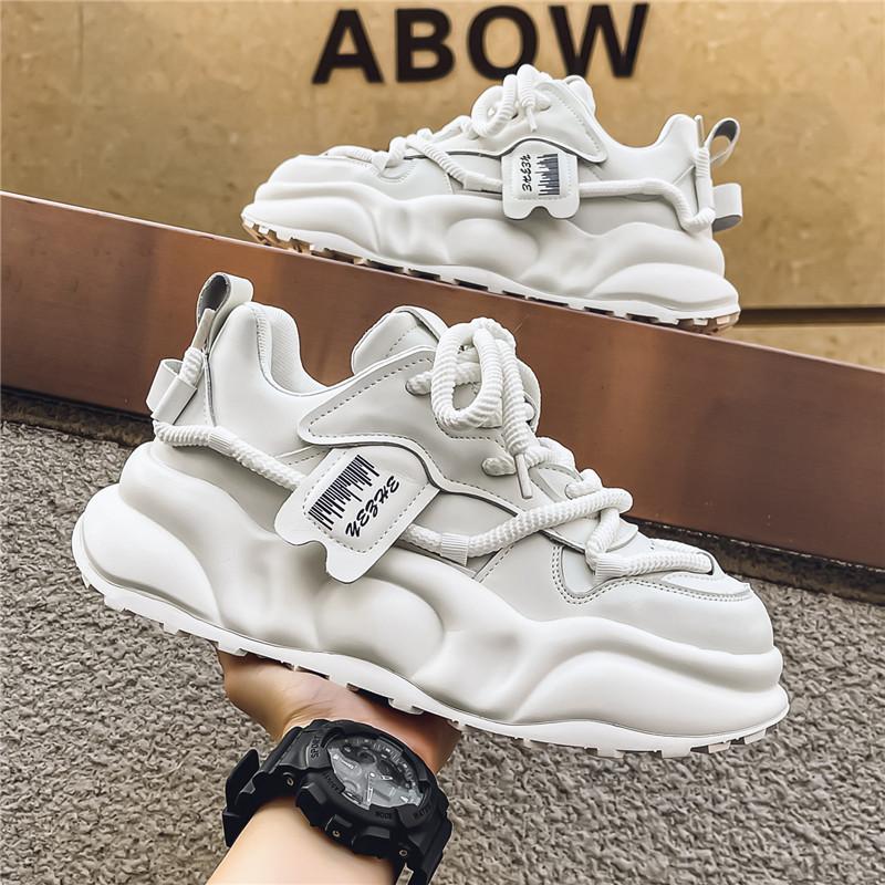 New Exquisite Men's Sneakers Fashion Trend Versatile Casual Board Shoes Thick Soled Height Increasing Breathable Running Shoes