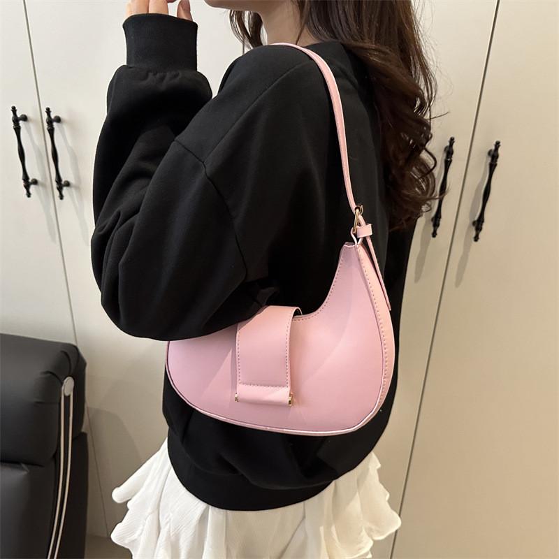 Street Style Pu Small Shoulder Bag For Women With Zipper Closure And Phone Pocket