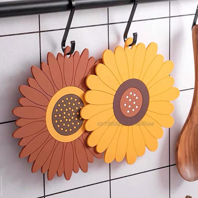 Sunflower Non-Slip Insulation Mats Coaster Tableware Cup Thicken Pads Heat-insulated Bowl Placemat Home Desktop Decoration