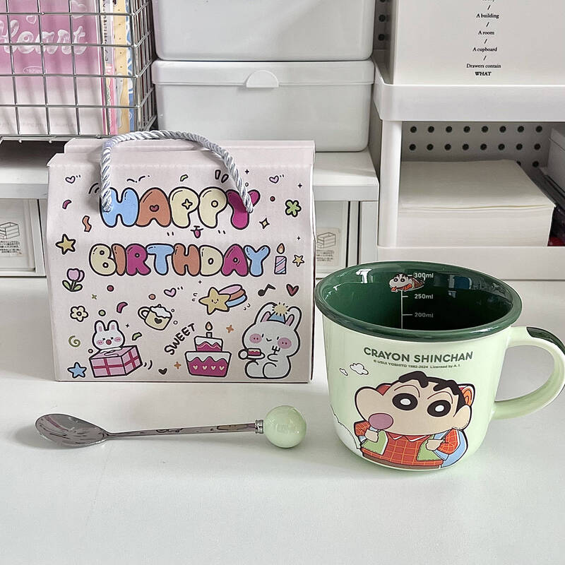 

Crayon Shin-chan Ceramic Mug with Spoon