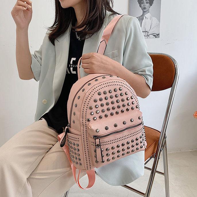 Mädchen-Rucksack, einfarbig, strukturierte Nieten, großes Fassungsvermögen, verstellbarer Schultergurt, vielseitiger Freizeitrucksack