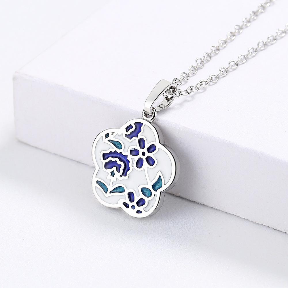 New Enamel Necklace with White Gum dripping Plum Flower Pendant for Lady Elegance