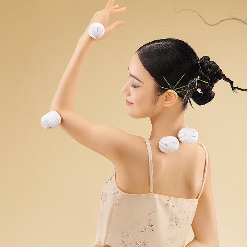 Breo Portable Moxibustion Therapy Device