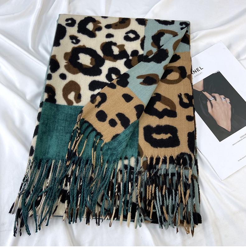 Double-Sided Leopard Print Cashmere-Feel Scarf with Tassels - Women's Autumn/Winter Neck Warmer