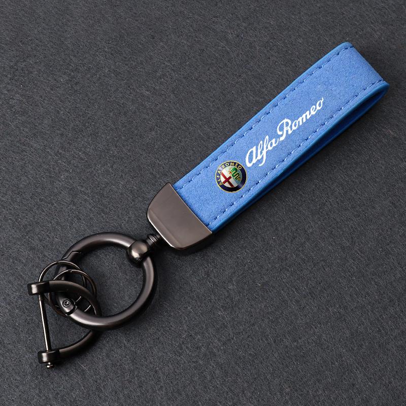 

For Alfa Romeo for Luxury Leather Car Badges Keychains For Alfa Romeo Sportiva Giulia Giulietta 159 156 Stelvio Key Chain Rings білий