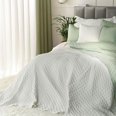 NULES Decorative Bedspread - Subtle Ecru with Embossed Pattern - 170x210cm