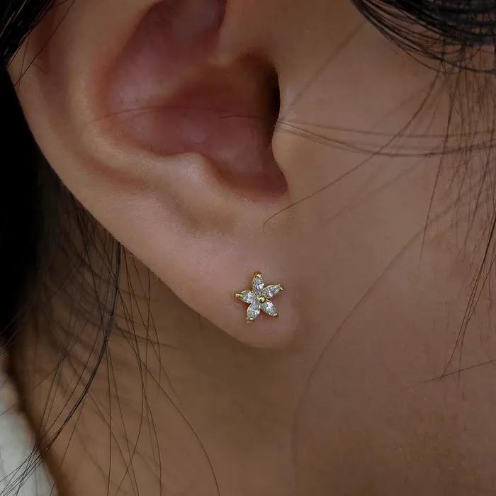 14K Wind Flower Cubic Earrings