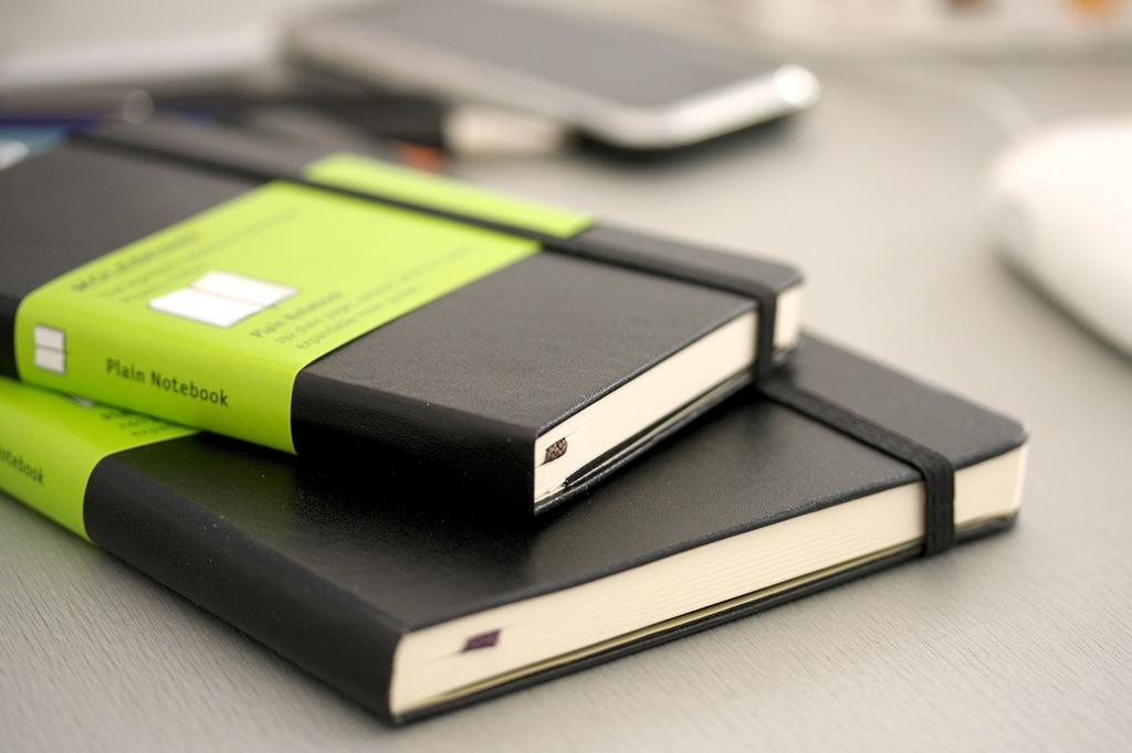 Moleskine Classic Horizontally Large Size x QP060 Notebook, Hardcover, Ruled, (13cm 21cm), Black,