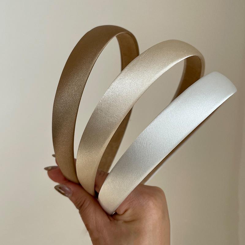 Französisches Retro-Stirnband aus Seide: Elegantes einfarbiges Damen-Haar-Accessoire