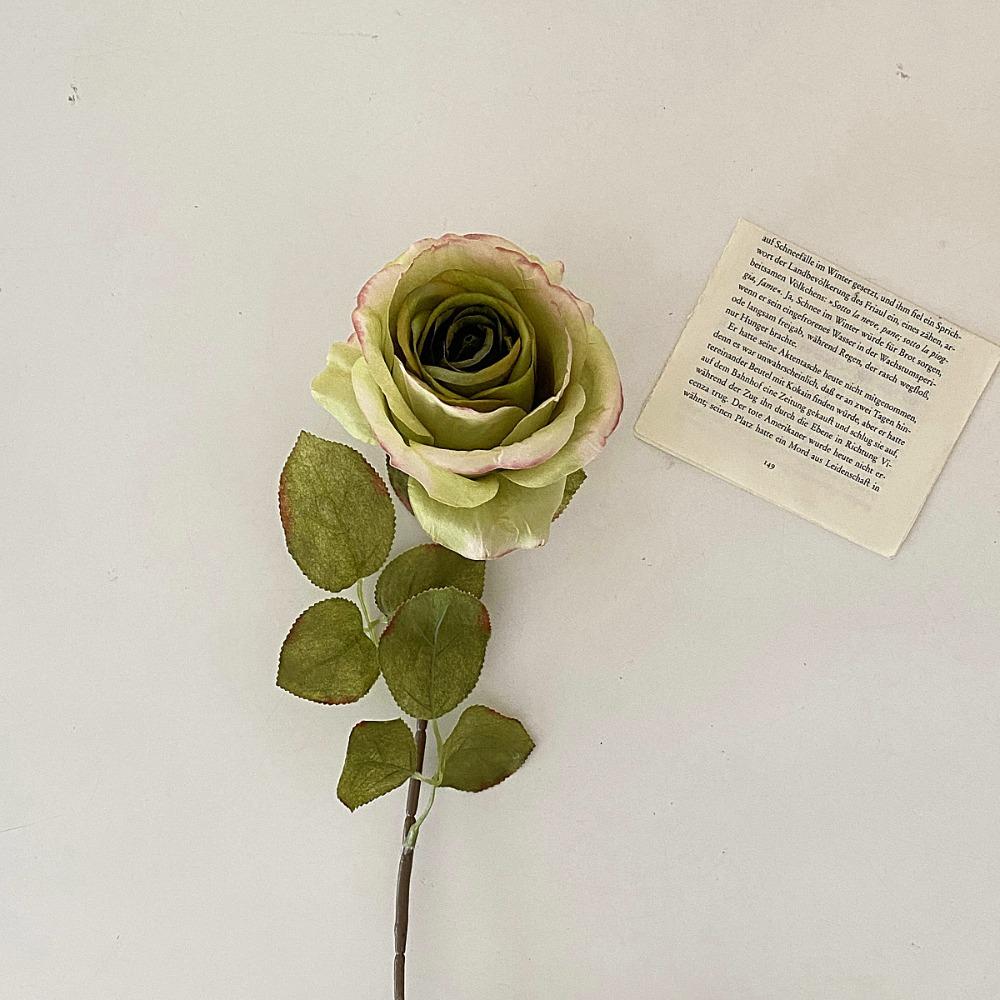 

Simulated 57CM Artificial Rose Vintage Style Scorched Edg Burnt Edge Rose Lifelike Simulated Flower Table Arrangement зелёный