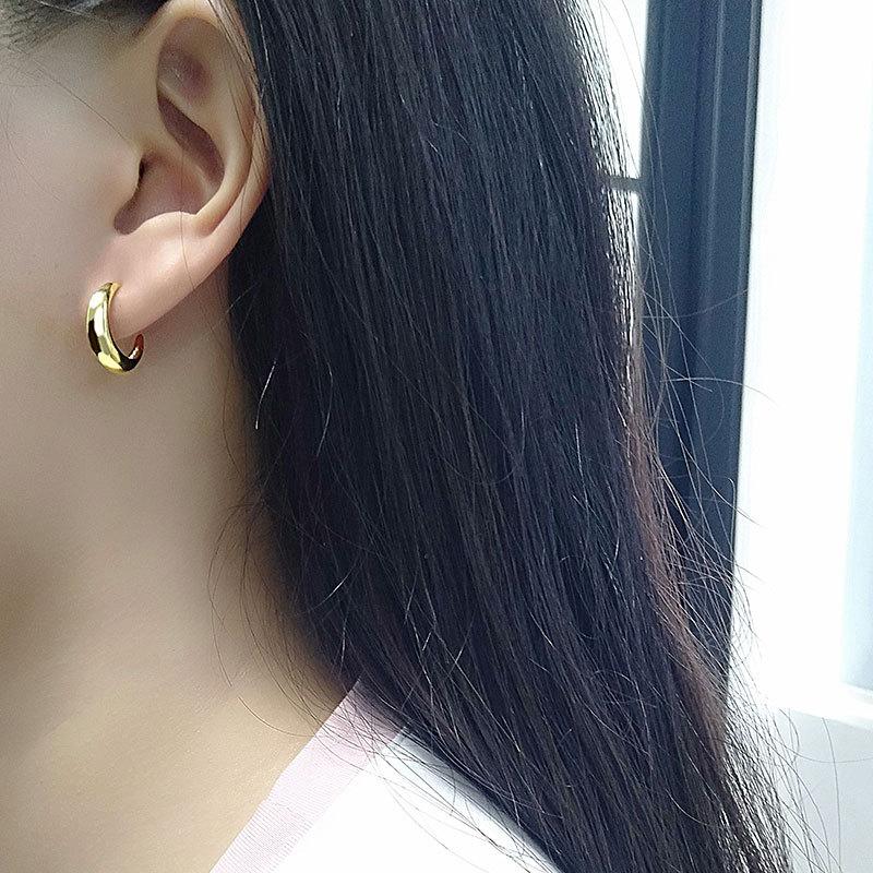 Minimalist Geometric Metal Circle Stud Earrings Elegant Versatile Fashion Jewelry For Women Daily Wear