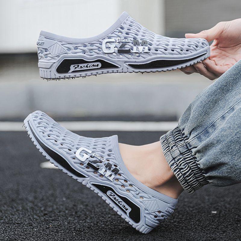 Hole Shoes Men's Breathable Anti-slip Waterproof Thick Bottom Beach Shoes Men's Wear-resistant Soft Sole Sandals