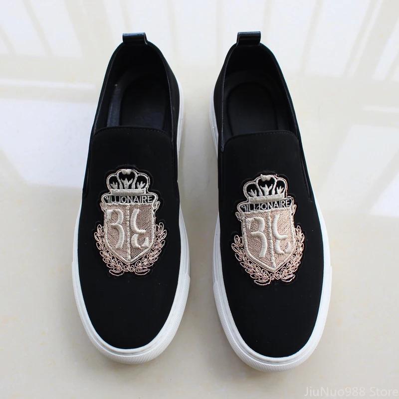 Fashion 2024 Brand New Men Casual Shoes Black Suede Leather Man Party Luxury Embroidery Flat Shoes Tide Slip-On Loafers