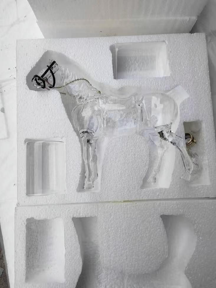 Luxury Horse Style Glass Wine Bottle High Borosilicate Liquor Decanter Unique Tabletop Ornament For Wine Collection