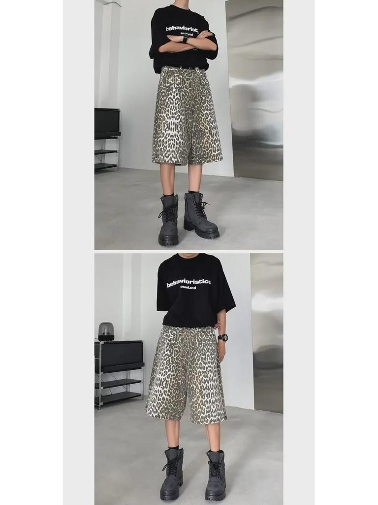 Hong Kong Leopard Print Multi-Pocket Casual Shorts 2024