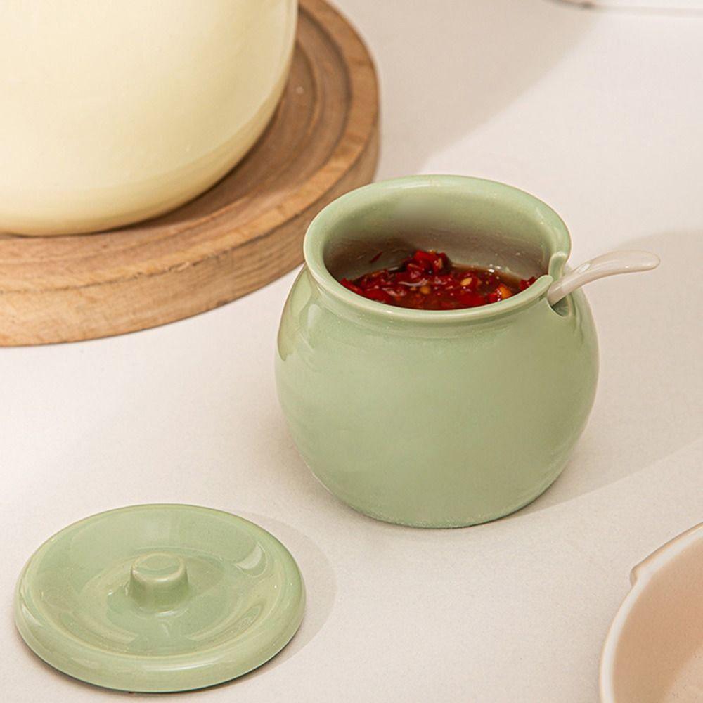 High Temperature Resistant Ceramic Lard Jar Large Capacity Dustproof Spice Jars with Lid Spoon Reusable Ceramic Seasoning Bottle