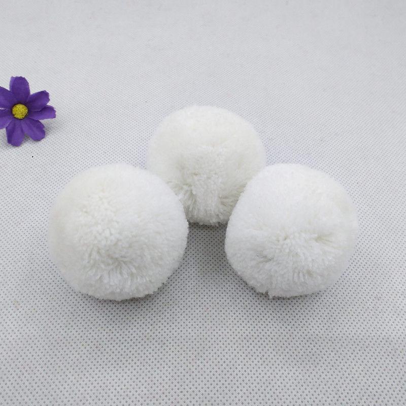 

Кругла кулька з кашемірової вовни діаметром 4 см для виробів ручної роботи, одягу, шапок та аксесуарів для шарфів