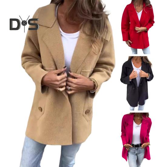 Женская куртка с отложным воротником и карманами — фото 6