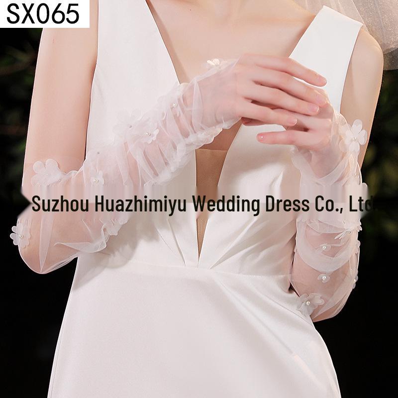 Elegant Pearl Bow Wedding Gloves - French Aesthetic for Bridal Portrait Styling