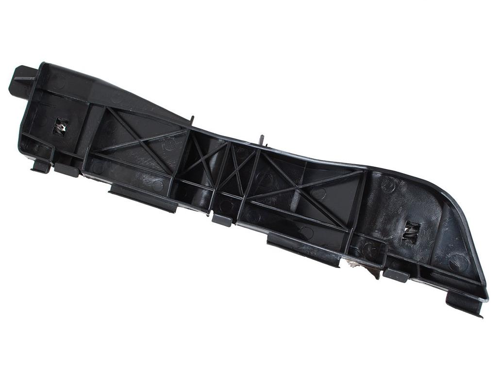 Toyota Avensis II 03-08 front bumper mount right