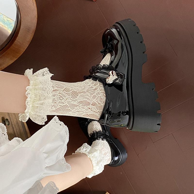 Mary Janes mit runder Spitze, Schleife und dickem Absatz, Damenschuhe 2025 neu Herbst, Französische Plateau-Schuhe, JK kleine Lederschuhe mit Rock