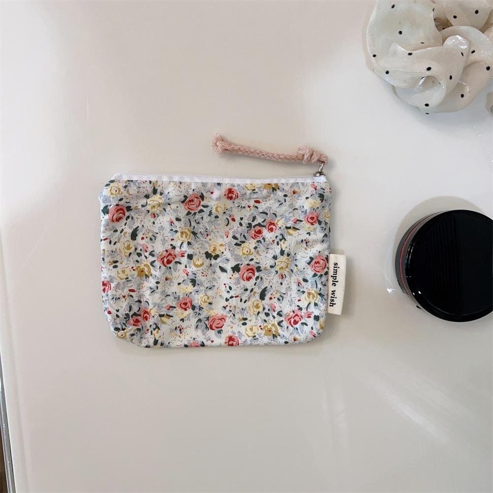 Mini-Baumwoll-Blumen-Organizer-Taschen für Damen, kleine Stoff-Kosmetik-Make-up-Tasche, kleine Geldbörse, Münzfach, Kinder-Kosmetiketui
