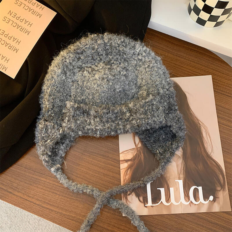 Pastel bouclé knit bonnet hat in gray GRAY