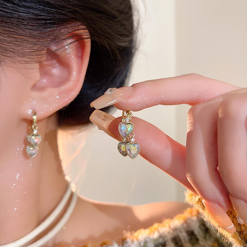 Korean diamond-set love earrings women s design temperament ear buckle ear