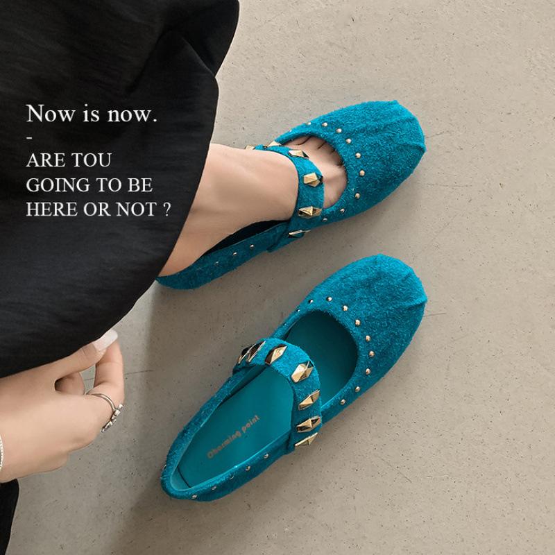 New women's casual lazy shoes light mouth solid color flat heel round head four seasons wear low-top shoes beef tendon sole women's single shoes