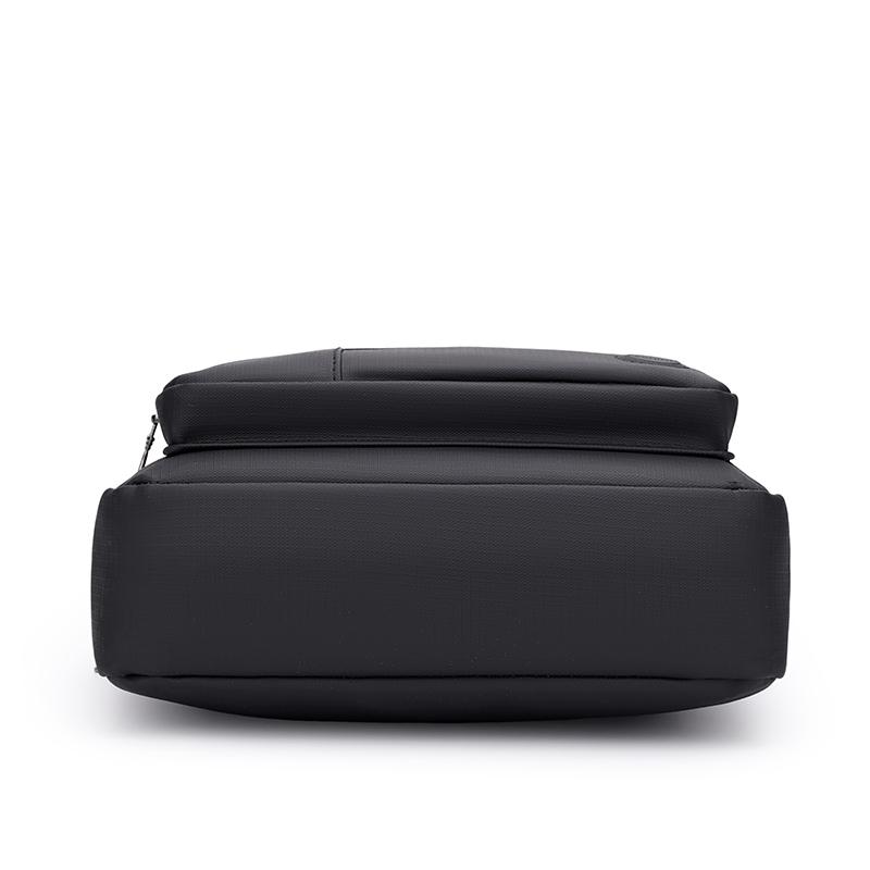 Men's Business Document Bag Lightweight Large Capacity Multi-Compartment Crossbody Bag Commuter Shoulder Bag