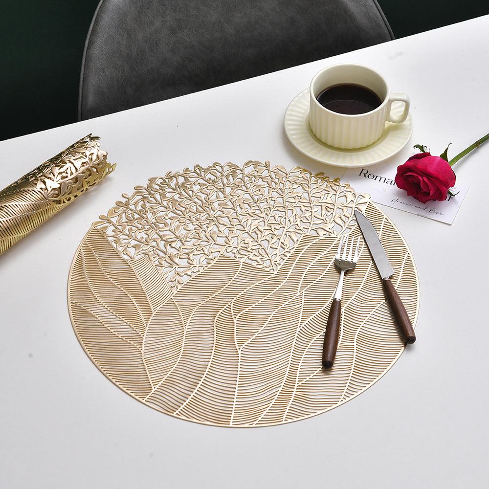 

Подставки под тарелки ПВХ Подставки для кухонного стола Для помещений/улицы Моющиеся Термостойкие Подставки для стола Протираемые Коврики для обеденного стола Для кемпинга, Фестиваля 1PC золотой