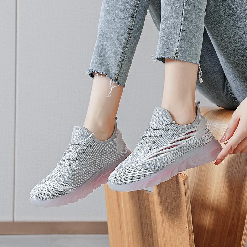 Casual Shoes for Women In Summer New Sports Shoes for Students In The School, Korean Style Jelly Sole Breathable Trendy Fashionable Women's Shoes