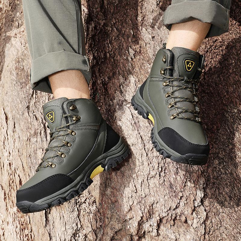 Outdoor Hiking Shoes Men Anti-slip Lace-up Thick-soled Comfortable High-top Boots Men Wear-resistant Breathable Casual Shoes Men