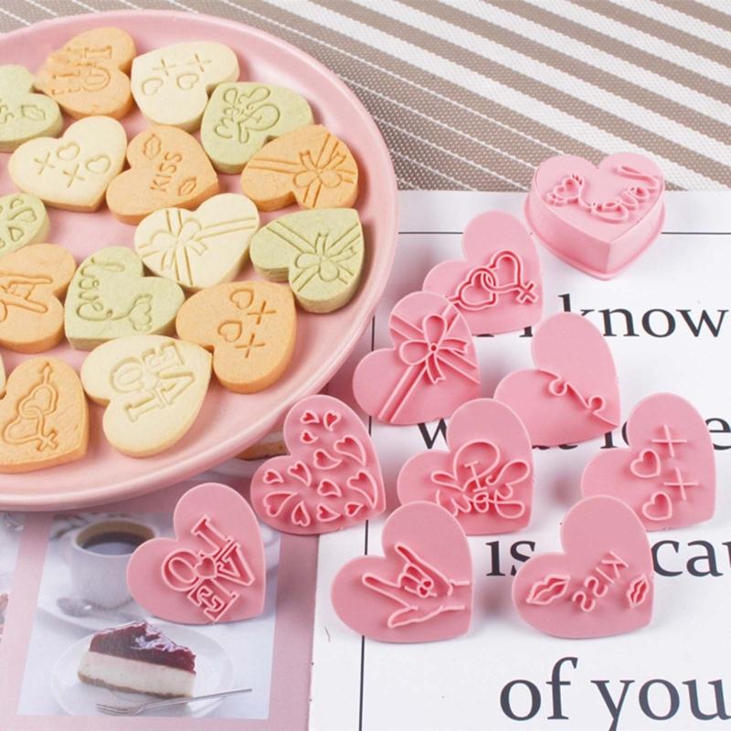 Set of 10 Cookie Cutters Pressable Biscuit Cutter Valentines Day Cookie Cutters Embossed Cookie Mold Gift for Children