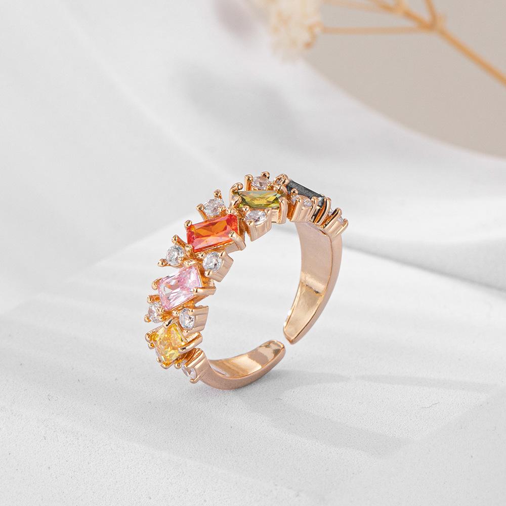 Bijuterii colorate SODROV Inel deschis cu zircon curcubeu